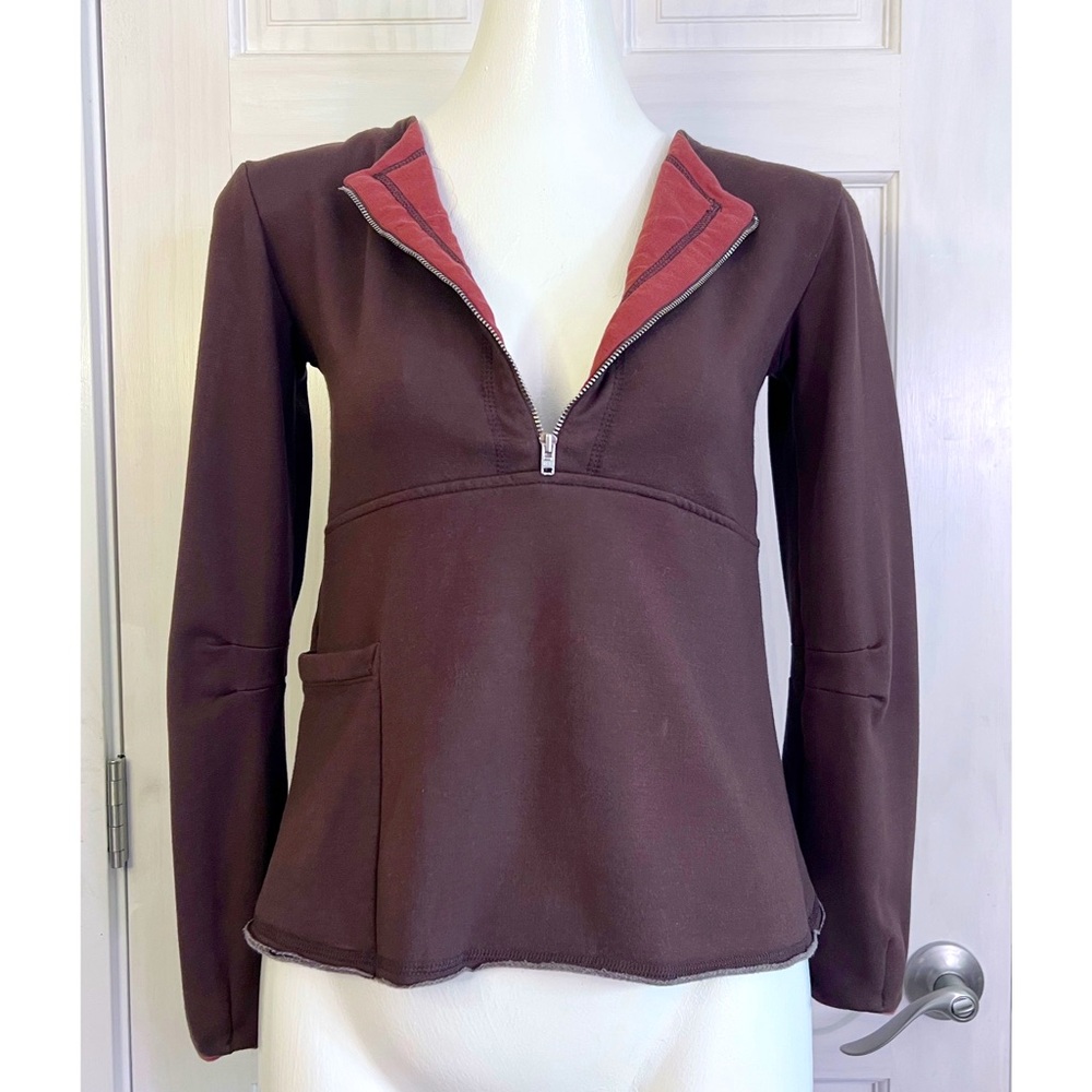 MOVING Must Go! 
EUC Super Soft Structured Quarter Zip Top A to Z | Small